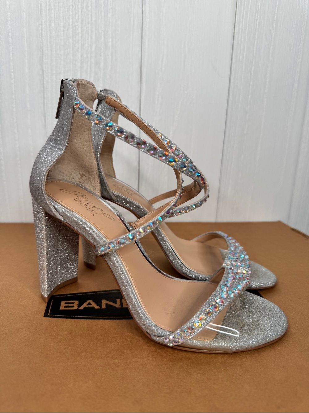 Jewel Badgley Mischka Silver Rhinestone Strappy Prom Wedding Heels Block Sandal